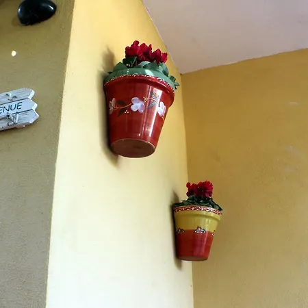 Casa Vacanze Gea 몬테코리스